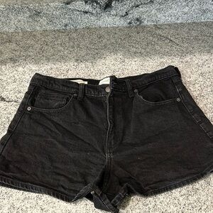 Universal thread black jean shorts